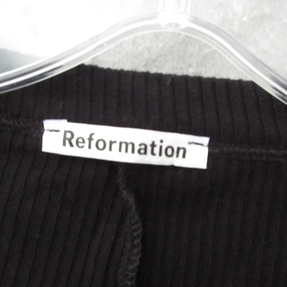 Reformation Top XS Black Ribbed Scoop Neck Cropped Fitted 90s Minimalist Chic